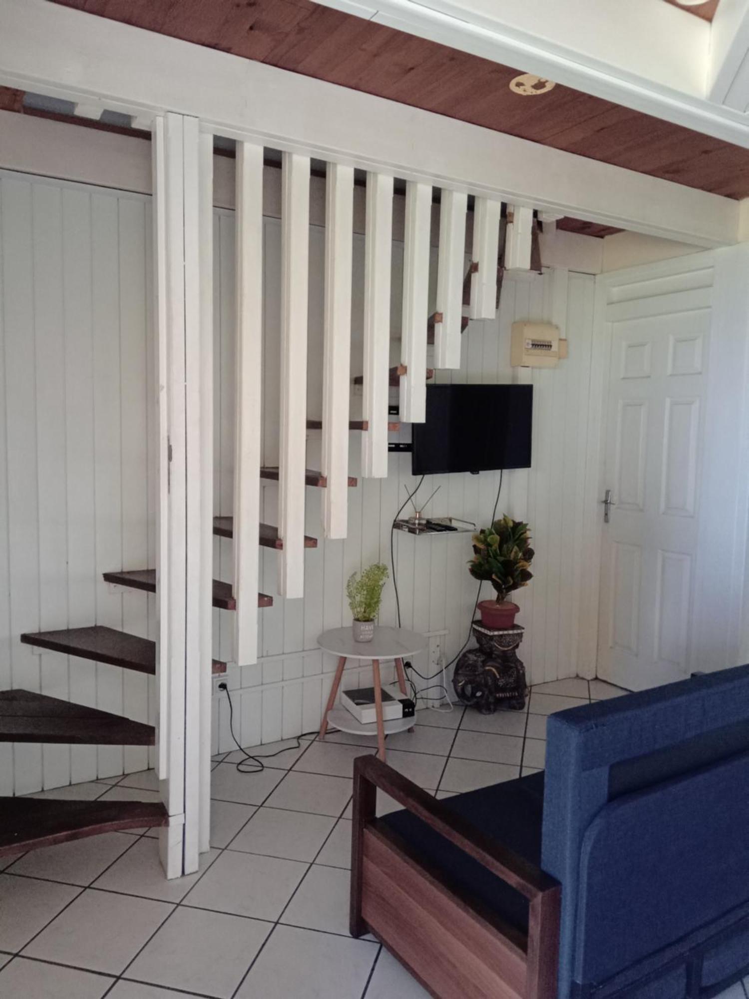 Appart'Hotel La Croisiere Gourbeyre Екстериор снимка